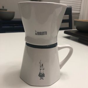Bialetti Pour-Over Porcelain Coffee Maker and Mug - White
